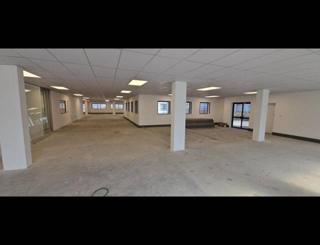 BUSINESS PROPERTY TO RENT IN VORNA VALLEY